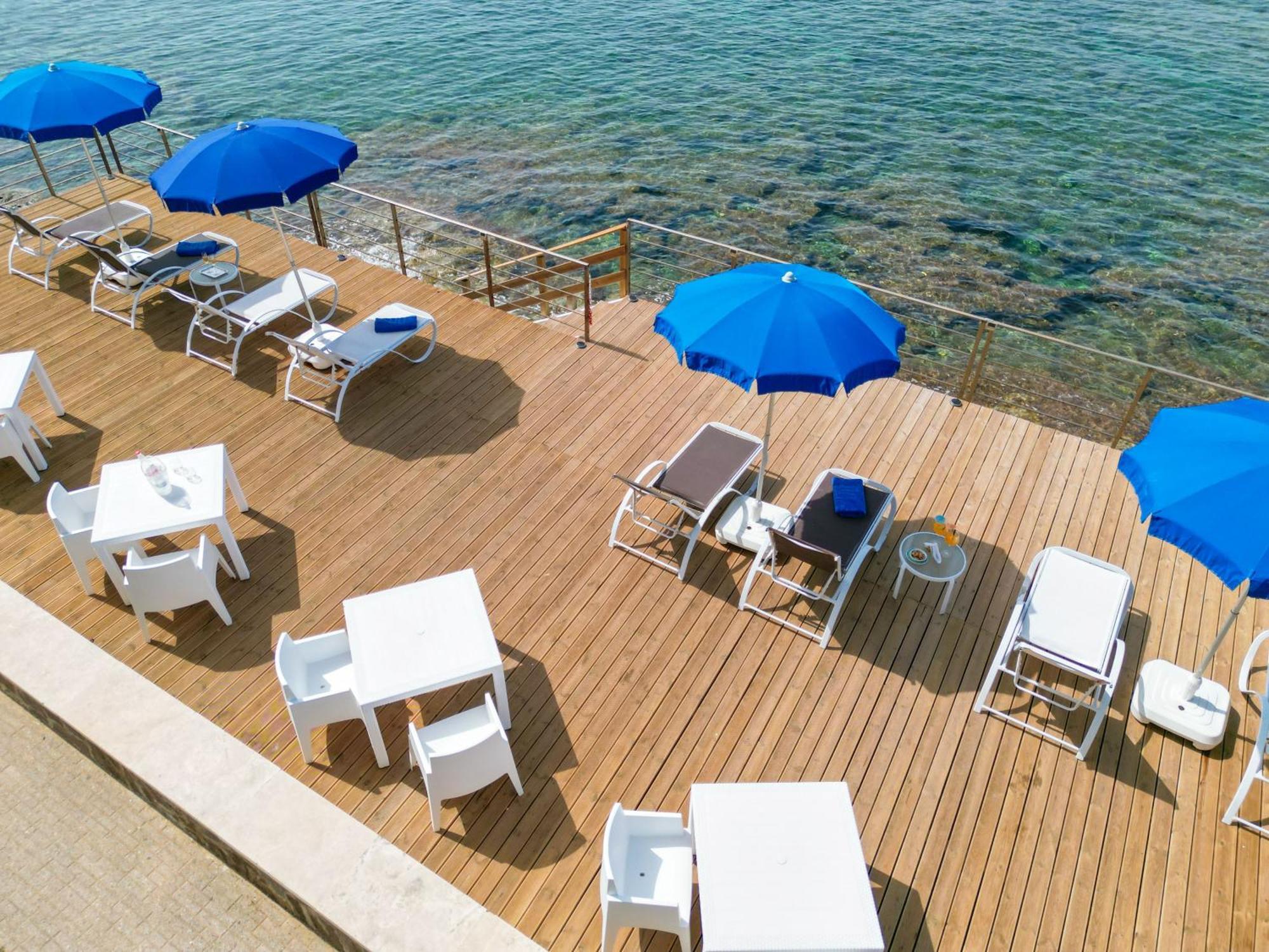 Hotel Villa Sirio Санта-Марія-ді-Кастеллабате Екстер'єр фото